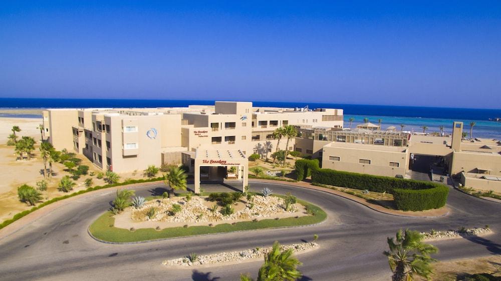 The Breakers Diving And Surfing Lodge Soma Bay Hurghada Exterior photo