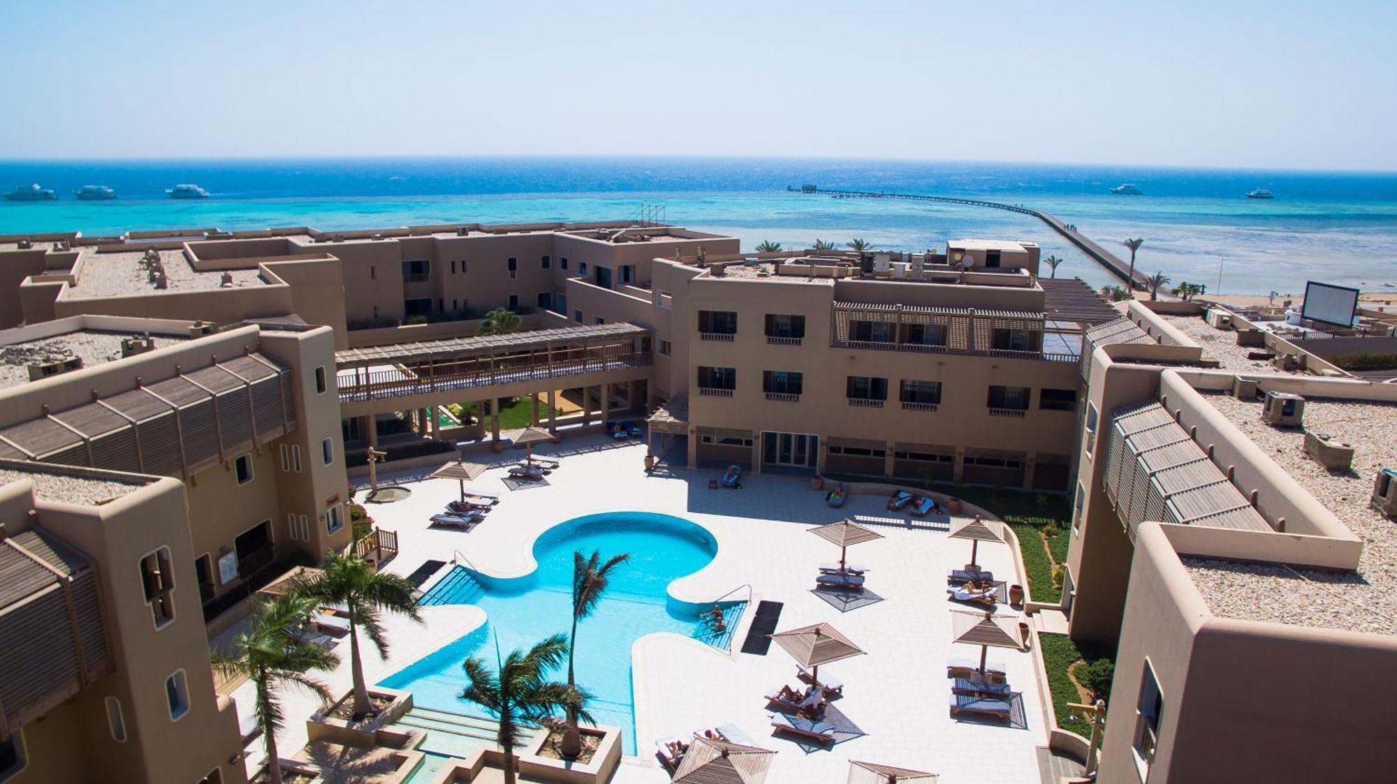 The Breakers Diving And Surfing Lodge Soma Bay Hurghada Exterior photo