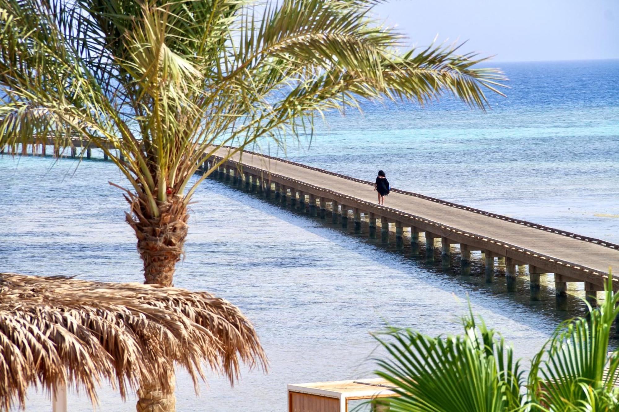 The Breakers Diving And Surfing Lodge Soma Bay Hurghada Exterior photo