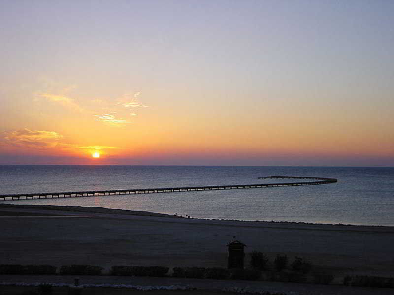 The Breakers Diving And Surfing Lodge Soma Bay Hurghada Exterior photo